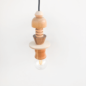 מנורת חוליות - עץ טבעי, דגם 2