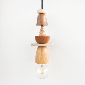 מנורת חוליות - עץ טבעי, דגם 3